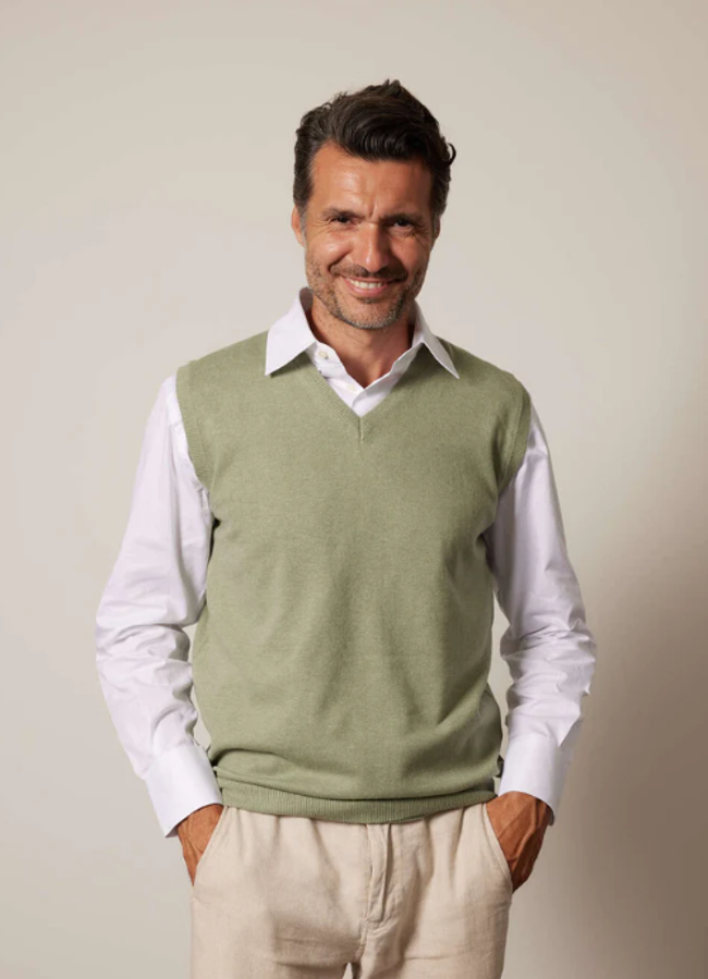 Pull Col V sans manche Homme